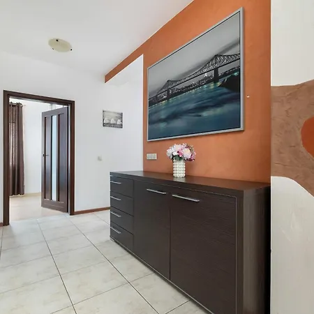 Spacious With Underground Parking And Terrace By Renters * Katowice