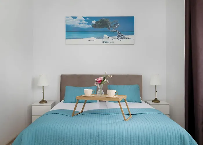 Spacious With Underground Parking And Terrace By Renters * كاتوفيتسه